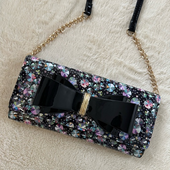 Betsey Johnson Handbags - NWT Betsy Johnson Purse
